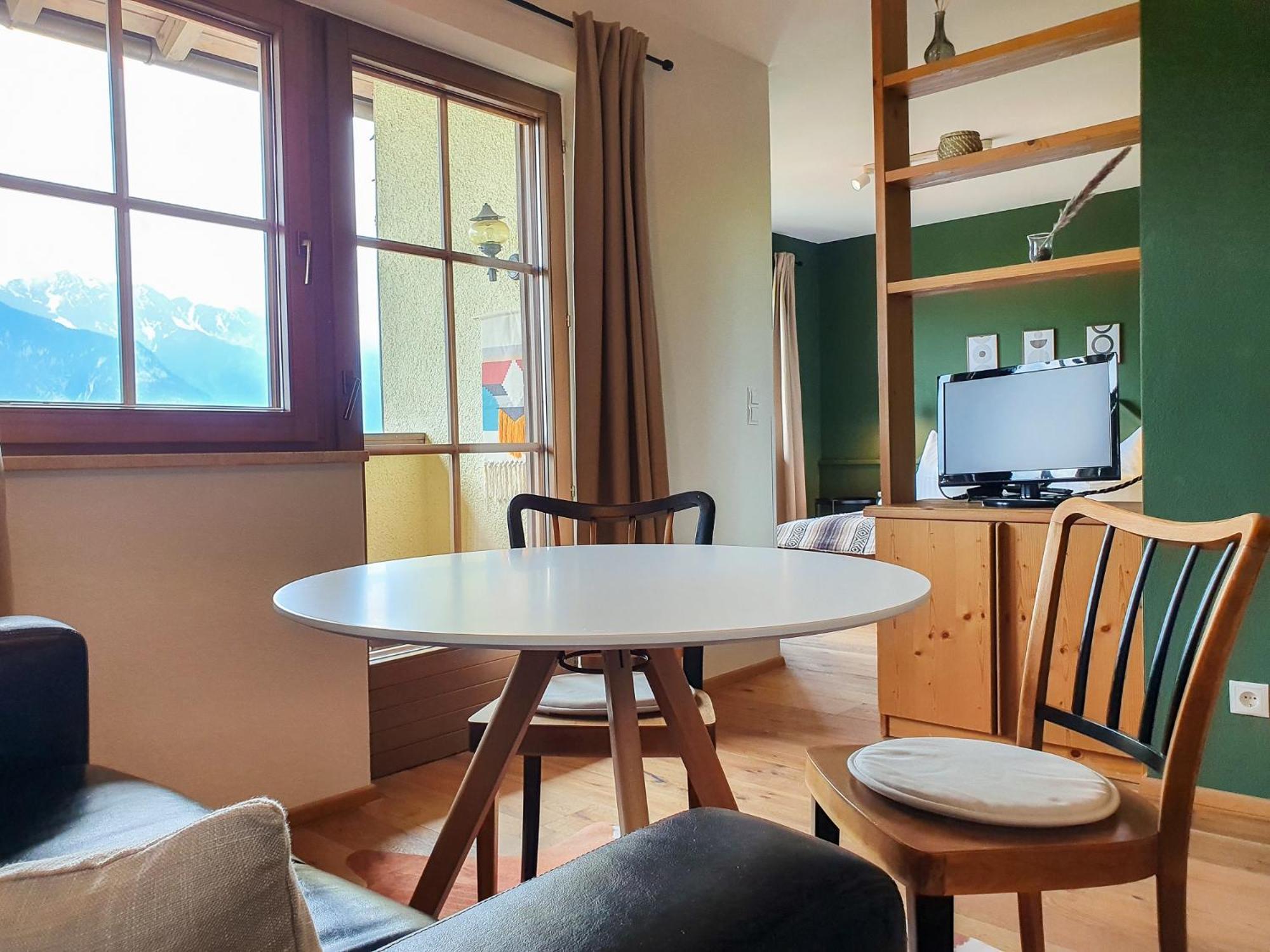 Alpenflair Mit Balkon - Inkl Parkplatz #6 Apartamento