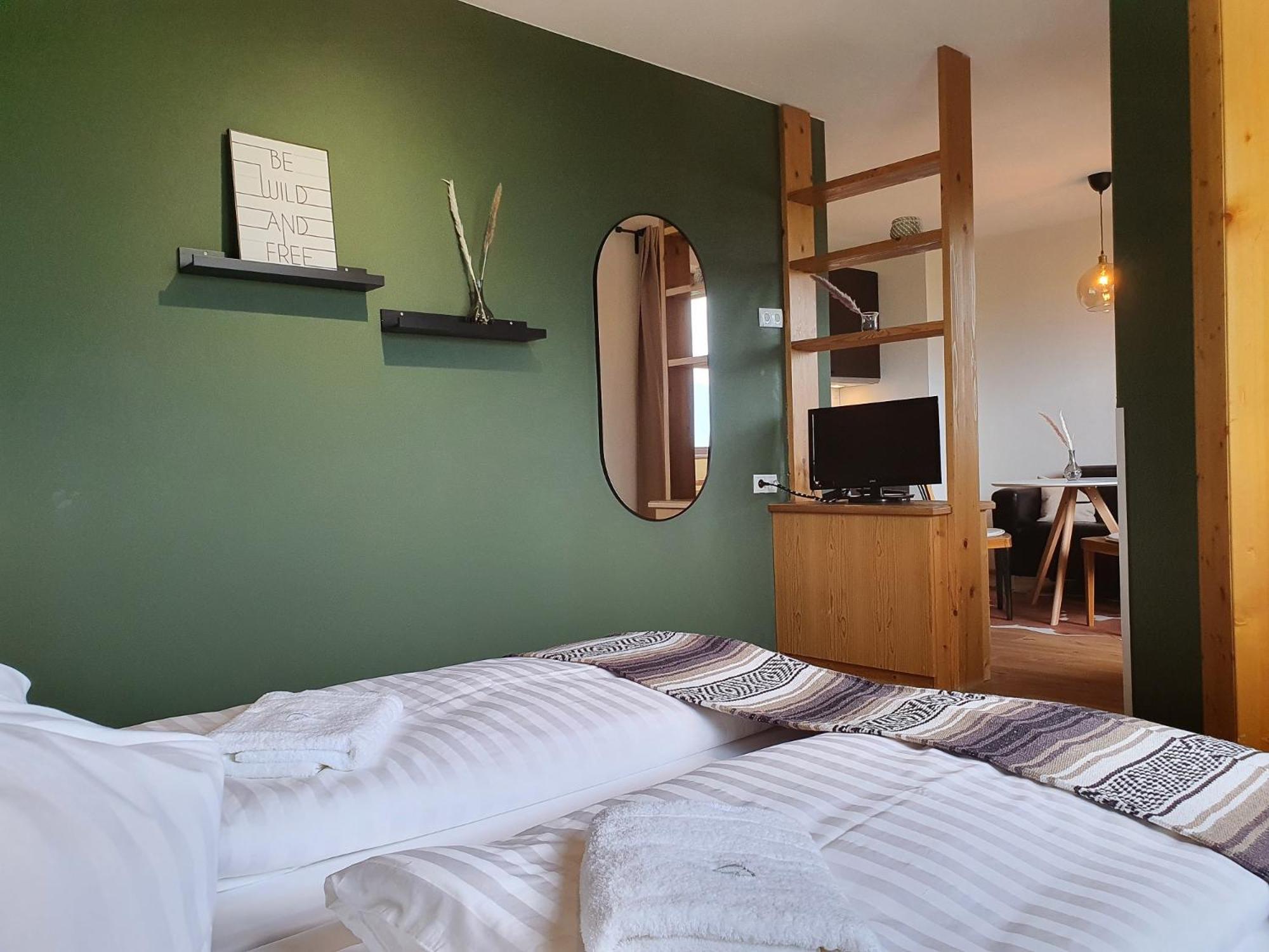 Alpenflair Mit Balkon - Inkl Parkplatz #6 Apartamento